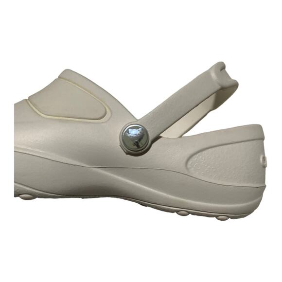crocs womens 7 mercy white work clogs slip on rubber medical shoes - Picture 8 of 9